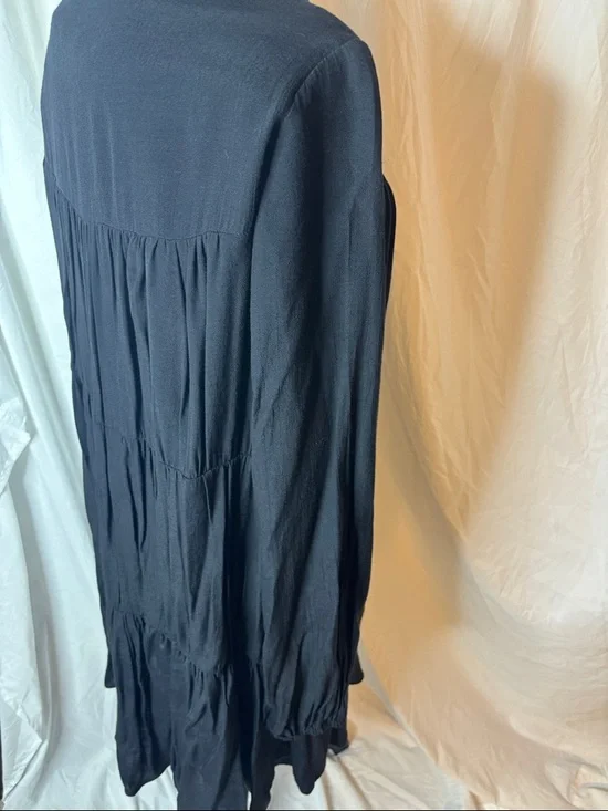 Bluivy Navy Collar Top - Picture 7 of 8